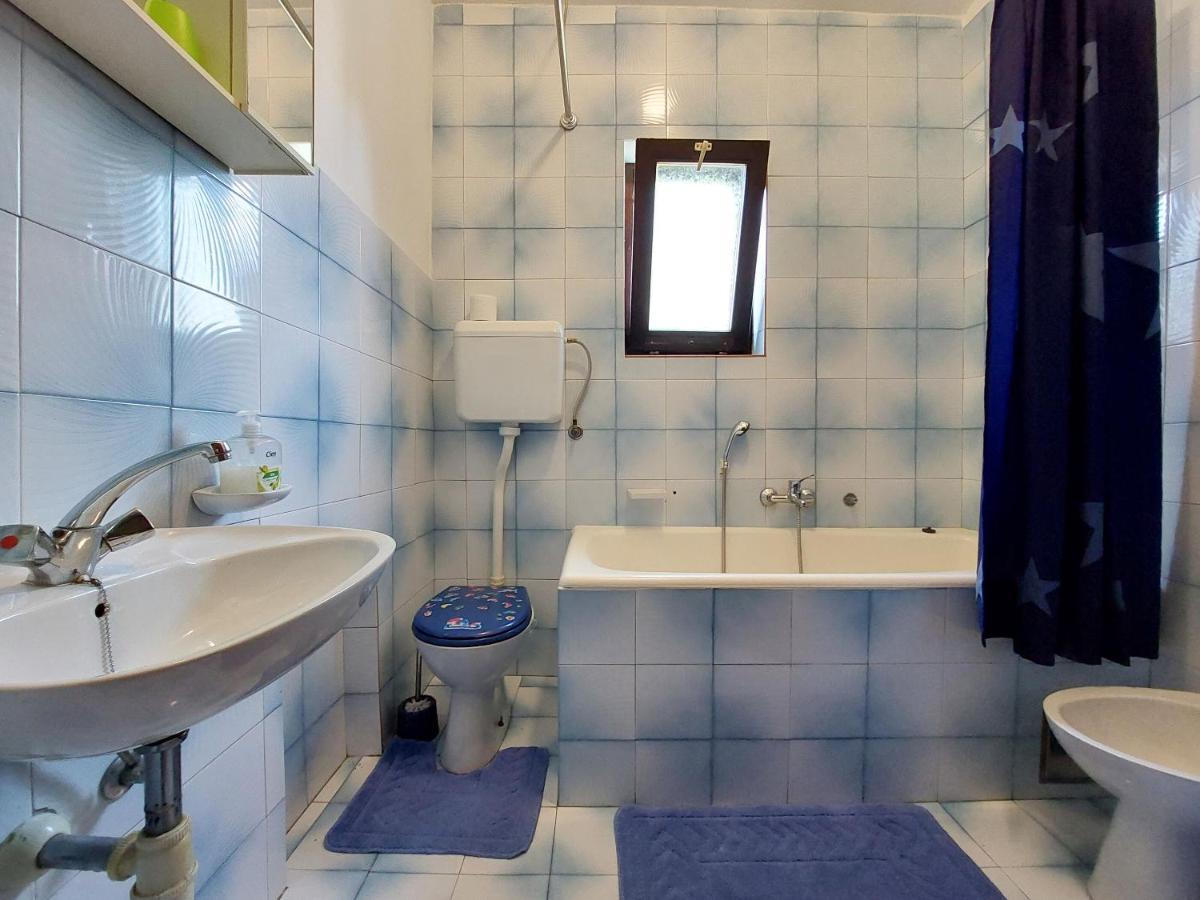 Apartments Vilim Пінезіци Екстер'єр фото