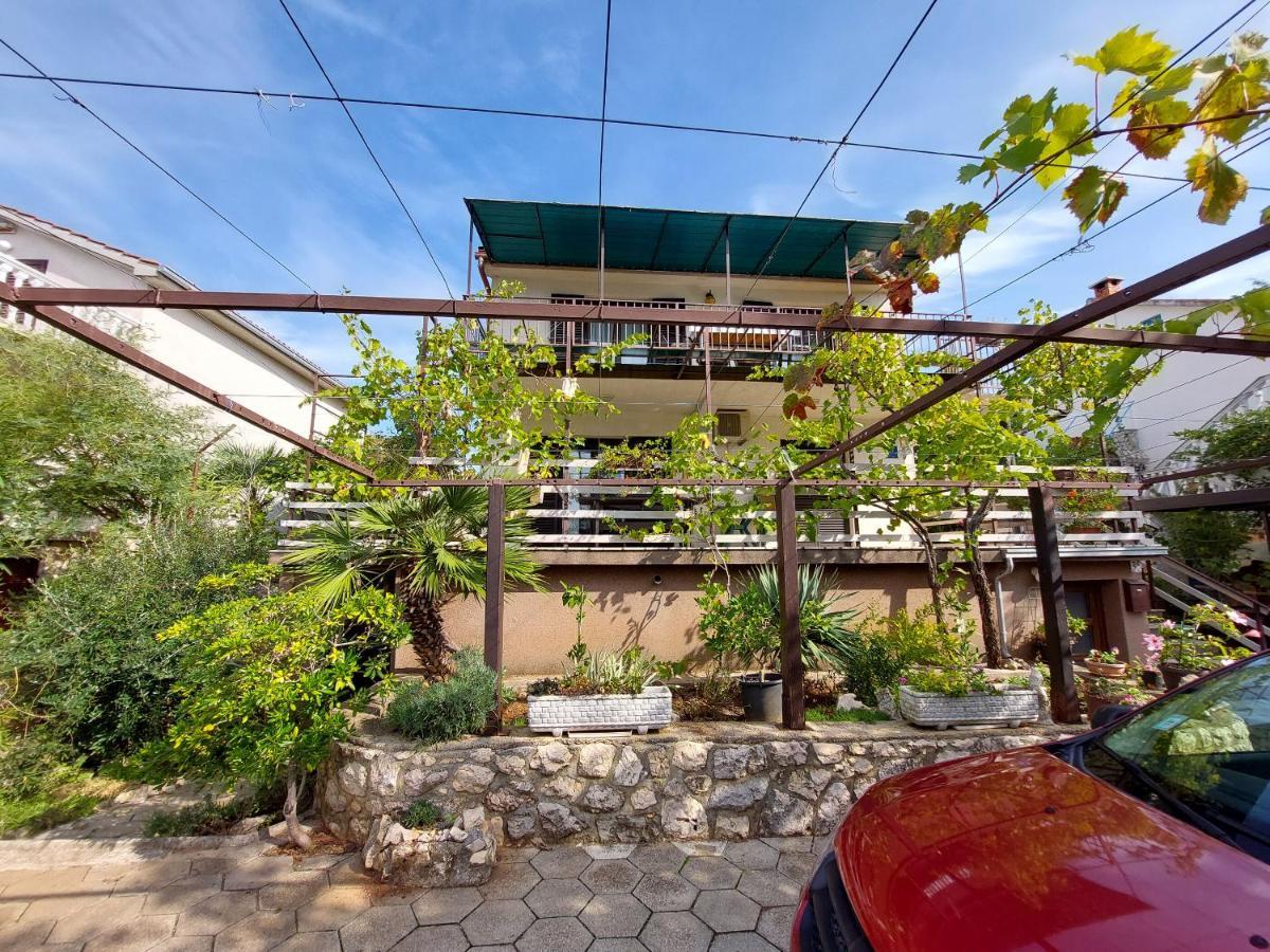 Apartments Vilim Пінезіци Екстер'єр фото